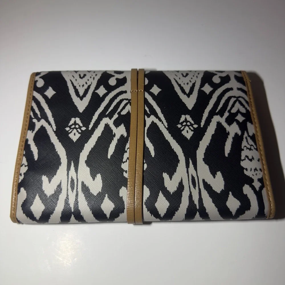 Stella & Dot Jewelry Roll Travel Organizer Black White Ikat Print Tan Trim NWOT
